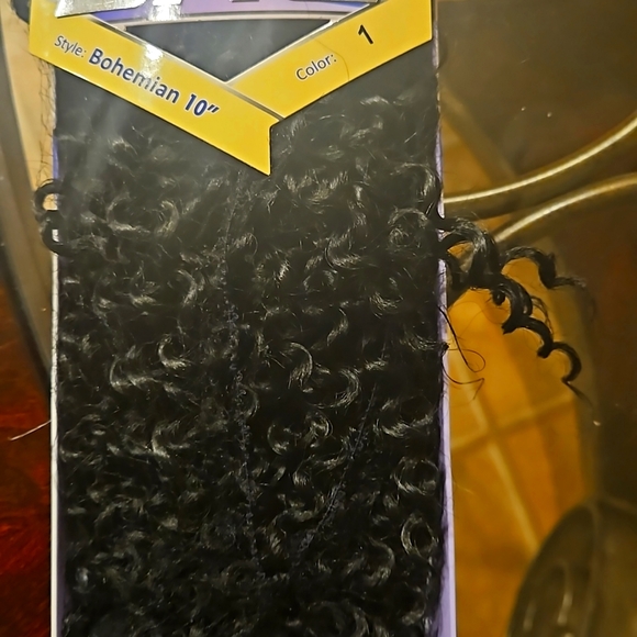 Curly Extensions - Picture 2 of 4